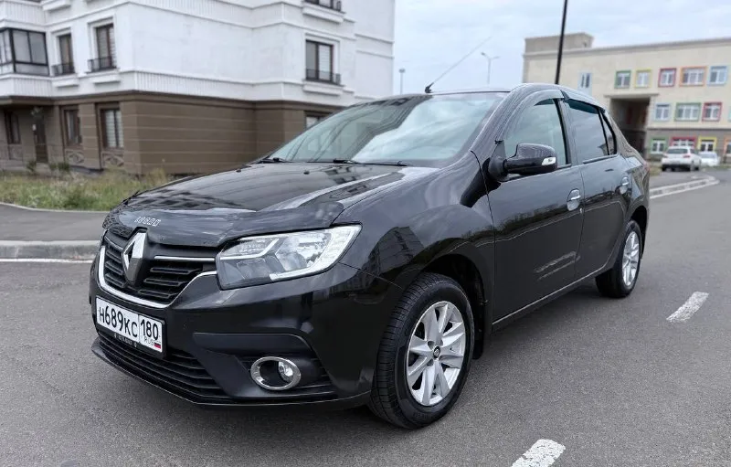 Рено логан 2 рест. 2018 г. в. 1.6 бензин, 102 л. с. пробег 76 тыс. км. 2 хозяина, птс оригинал. полностью обслужен и не требует вложений. сделано большое то, грм поменян. очень резвый и приеместый мотор не троит и не дымит. акпп работает отлично, перключает плавно без рывков и пинков. по ходовой все в норме. кузов как на фото. не гнилой не ржавый. салон чистый, не прокуренный, не затертый. хорошая комплектация, круиз контроль, 4 стеклоподъемника, подогревы сидений, электрорегулировка зеркал, климат контроль, (заправлен, холодит). мультируль. юридически стерилен. присутствует адекватный торг. цена 899 000₽ осмотр г. мариуполь телефон для связи : 📞 +79495585169 - фотография - 3