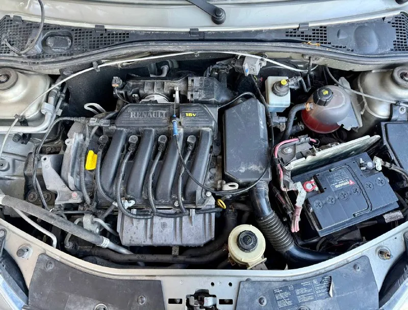 🇫🇷renault sandero 💰цена: 650 000р 🏢город: мариуполь 📅год выпуска: 2010 🧾пробег: 133 699км. ⚙️двигатель: 1.6 16v ⛽топливо: бензин ⚙️кпп: механика 📞 телефон: +7-949-727-41-51 +7-989-263-55-56 +7-949-551-91-52 💾 описание: очень надежный, экономичный и д. .. > ✅ кузов без дтп, без ржавчины ✅ оригинальный пробег ✅ заводская краска ✅ двигатель после полного то с заменой комплекта грм, масла, термостата, антифриза и фильтров. новая летняя резина двигатель renault k4m 1.6 16 клапанный, самый лучший и надежный в линейке, едет отлично, коробка переключает идеально. салон как новый. вложений не требует. кондиционер, магнитола с usb, гур, abs, электро-зеркала, подогрев сидений, две подушки безопасности, центральный замок, два ключа, led птф, литые диски. улица шевченко 2️⃣6️⃣9️⃣ 🏦 возможна продажа в кредит по двум документам. - фотография - 7