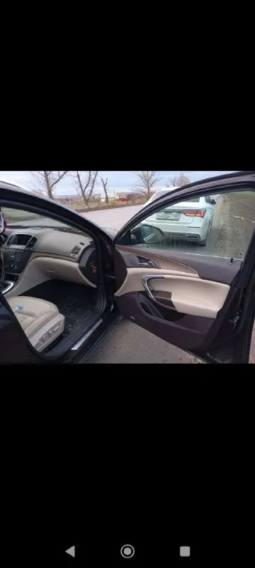 В продаже авто, опель инсигния универсал 2012года,1 владелец. мотор 1.4 турбо пробег примерно 60-80 тысяч. точно сказать не могу так как менялся двигатель, установлен газ, салон бежевая кожа. машина на ходу по ходовке нужно заниматься. машина уже в днр в донецке подробно раскасказать о машине не могу, так как получил авто в наследство от отца. .. продажа только с полным переоформлением. цена 950т торг. телефон +79493230051 - фотография - 3