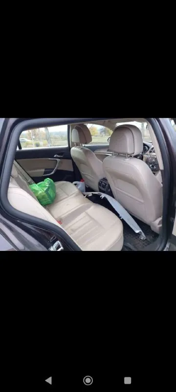 В продаже авто, опель инсигния универсал 2012года,1 владелец. мотор 1.4 турбо пробег примерно 60-80 тысяч. точно сказать не могу так как менялся двигатель, установлен газ, салон бежевая кожа. машина на ходу по ходовке нужно заниматься. машина уже в днр в донецке подробно раскасказать о машине не могу, так как получил авто в наследство от отца. .. продажа только с полным переоформлением. цена 950т торг. телефон +79493230051 - фотография - 5