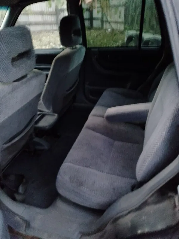 Продам honda crv 1998 года бензин двигатель 2.0 машина в хорошем состоянии в основном небольшие нюансы по лкп местами по ходовой машина отлично установлена камера заднего вида резина в хорошем состоянии все остальное по телефону горловка +79493542248 +79493542249 📲 tg:. 📞 звоните: +7(949)3542248 - фотография - 5