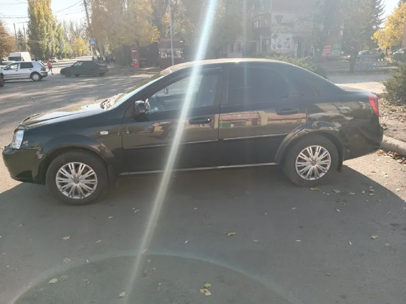 Chevrolet лачетти 2011 года пробег 220т в отличном состоянии цена 570т осмотр макеевка тел+79493612624 📞 звоните: +7(949)3612624 - фотография - 3