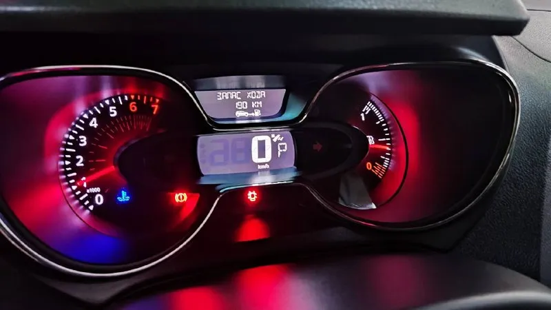 Продам кроссовер🔥 renault kaptur 2019г ‼ 1.6 бензин, коробка автомат пробег 102т. км. (реальный)‼ учёт рф 🇷🇺 1 хозяин ‼️ 2 ключа 🔑 🔑 птс - оригинал‼ в родном окрасе👍 очень высокий клиренс 220мм, экономный расход топлива ( 7л-город, 6л-трасса). авто в идеальном состоянии, без вложений. хорошая комплектация: ✅акпп - фотография - 10