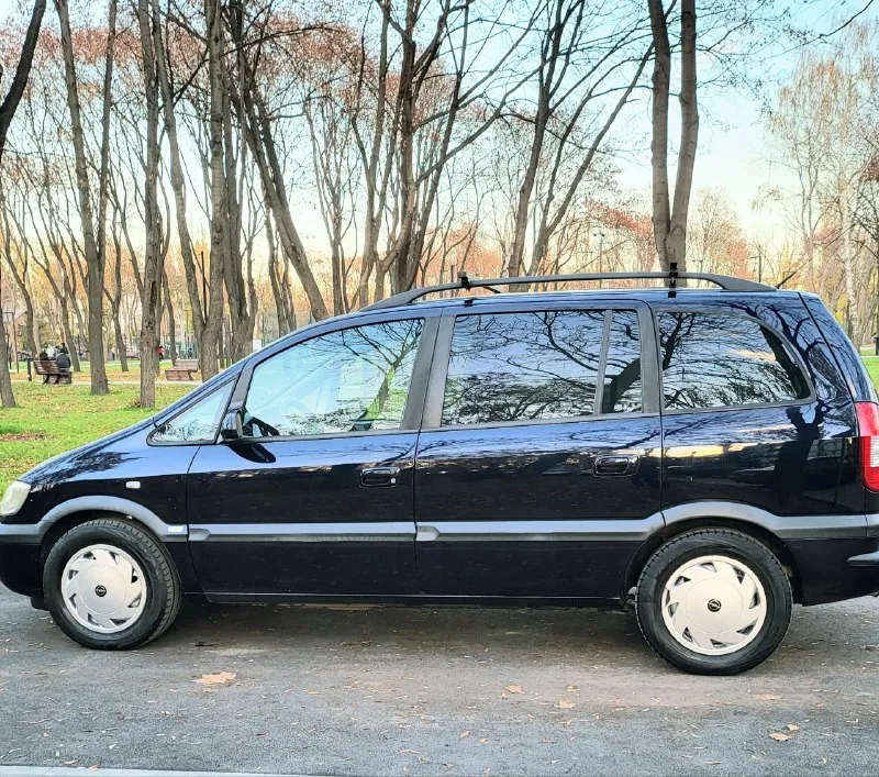 Opel зафира opel zafira 1.8 16v рестайлинг 2004 г. в. превосходное состояние авто. пригнана в 2019 году в донецк, один собственник. родной пробег, вся история обслуживания. не бит, корозии нет. стекла атермальные родные. все работает. 2 ключа. донецк. плохая связь. 590т. р. +79498049797 📞 звоните: +7(949)8049797 - фотография - 6