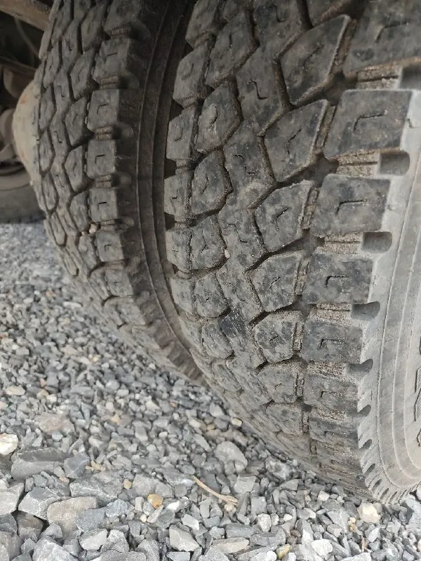 Продам mercedes-benz actros 2001г. объем 12л, реф рабочий, на 18 поддонов. пневмоподушки и амортизаторы недавно заменены. есть недочеты по кузову. тяговая резина в хорошем состоянии. вопросы по телефону +7 949 334 16 25. цена 800 000 📞 звоните: +7(949)3341625 - фотография - 6