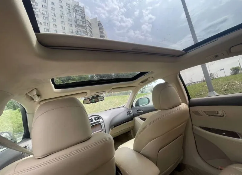 Lexus es 350 3.5 самый надёжный двигатель пробег 301000 коробка автомат двух зонный климат задняя штора два люка два ключа без ключевой память сидений подогревы есть моменты по бамперу(фото в лс) машина на полном уверенном ходу но нужно заменить передние тормозные диски 1.290000₽ обмена нет, на осмотры не езжу территориально макеевка +79494736377 📞 звоните: +7(949)4736377 - фотография - 6