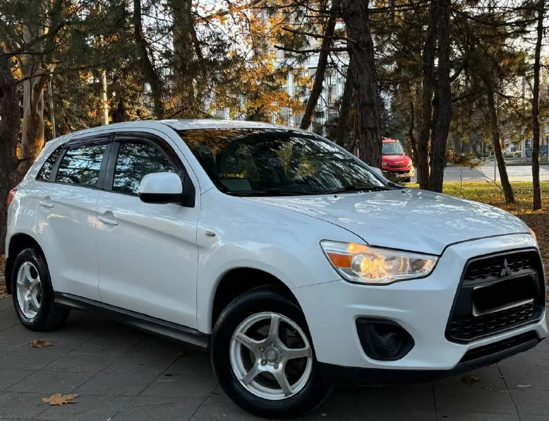Продам mitsubishi asx год выпуска:2015 обьем двигателя:1.6 кпп механика родной пробег 136.000 авто б... - фотография