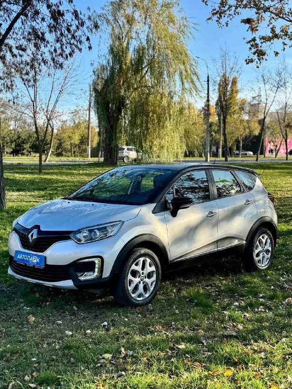 🚙 renault kaptur 💰цена: 1 400 000р. 🏢город: мариуполь 📅год выпуска: 2017 🧾пробег: 91 000 км. ⚙️двига... - фотография