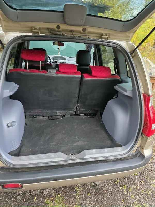 Продам hyundai матрикс 2006 год. мотор 1.6. газ -бензин. газ вписан. кондеционер. стеклоподьемники. коробка механика. рыжиков нет. мотор стоит контрактный. вписаный в техпаспорт. машина была украинская не пригон. зима на штампах прошла один сезон и резина и диски. цена 550 тыс. руб. телефон. +79493069027. связь плохая пишите либо смс либо на этом номере телега. машина находиться в горловке. 📞 звоните: +7(949)3069027 - фотография - 6