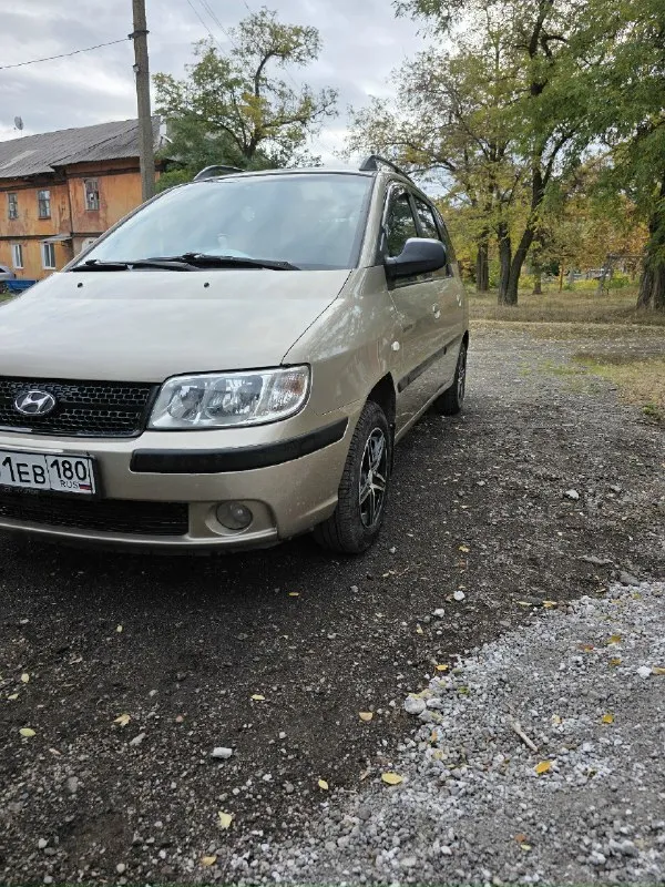 Продам hyundai матрикс 2006 год. мотор 1.6. газ -бензин. газ вписан. кондеционер. стеклоподьемники. коробка механика. рыжиков нет. мотор стоит контрактный. вписаный в техпаспорт. машина была украинская не пригон. зима на штампах прошла один сезон и резина и диски. цена 550 тыс. руб. телефон. +79493069027. связь плохая пишите либо смс либо на этом номере телега. машина находиться в горловке. 📞 звоните: +7(949)3069027 - фотография - 8