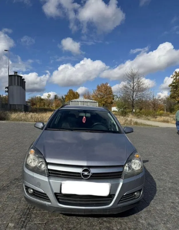 Продам opel astra h универсал 2005 двигатель z18хе, объем 1,8. бензин, механика. за машиной ухаживал. пробег 256000 30000 назад был сделаный поршня новые голова сделана маслосъемные колпачки новые масло не ест ни грамма. авто в отличном состоянии. по технике полностью обслуженный, без вложений. кузов в хорошем состоянии. кондиционер, круиз-контроль, мульти руль, обогрев заднего стекла, обогрев боковых зеркал + зимняя резина. любые проверки на вашем сто. я собственник любое переоформление штрафов запретов нет ! один владелец птс оригинал ! цена 800 000 торг на месте !!! +79490833154 олег донецк 📞 звоните: +7(949)0833154 - фотография - 10