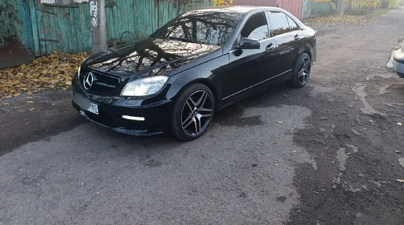 Продам обмен mercedes benz ат с класс, с 280 3.0л 4matic 7 g- tronic 231л. с, тип двигателя : бензин... - фотография