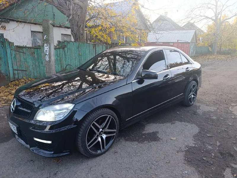 Продам обмен mercedes benz ат с класс, с 280 3.0л 4matic 7 g- tronic 231л. с, тип двигателя : бензин 3 л, привод полный, коробка передач автомат, комплектация: особая серия, пробег 152 т. км, салон из натуральной коричневой кожи, сиденья с полно й электро регулировкой, памятью и подогревами, 3 х зонный климат контроль, электро зеркала со складыванием и подогревом, руль с электроприводом и памятью с лепестками, черный потолок, музыка harman-kardon, монитор 12.3 дюймов, камеры зад перед, авто затемнение, электро шторка заднего стекла, сигнализация пандора (отслеживание на карте, полное управление всеми системами с мобильного телефона) авто покрыто керамикой, два комплекта резины на легкосплавных дисках, информация по 📱79493781634 цена 2🍋 донецк 📲 tg: великий 📞 звоните: +7(949)3781634 - фотография - 10