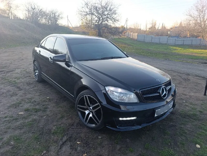 Продам обмен mercedes benz ат с класс, с 280 3.0л 4matic 7 g- tronic 231л. с, тип двигателя : бензин 3 л, привод полный, коробка передач автомат, комплектация: особая серия, пробег 152 т. км, салон из натуральной коричневой кожи, сиденья с полно й электро регулировкой, памятью и подогревами, 3 х зонный климат контроль, электро зеркала со складыванием и подогревом, руль с электроприводом и памятью с лепестками, черный потолок, музыка harman-kardon, монитор 12.3 дюймов, камеры зад перед, авто затемнение, электро шторка заднего стекла, сигнализация пандора (отслеживание на карте, полное управление всеми системами с мобильного телефона) авто покрыто керамикой, два комплекта резины на легкосплавных дисках, информация по 📱79493781634 цена 2🍋 донецк 📲 tg: великий 📞 звоните: +7(949)3781634 - фотография - 5