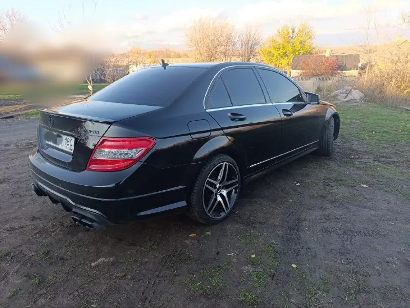 Продам обмен mercedes benz ат с класс, с 280 3.0л 4matic 7 g- tronic 231л. с, тип двигателя : бензин 3 л, привод полный, коробка передач автомат, комплектация: особая серия, пробег 152 т. км, салон из натуральной коричневой кожи, сиденья с полно й электро регулировкой, памятью и подогревами, 3 х зонный климат контроль, электро зеркала со складыванием и подогревом, руль с электроприводом и памятью с лепестками, черный потолок, музыка harman-kardon, монитор 12.3 дюймов, камеры зад перед, авто затемнение, электро шторка заднего стекла, сигнализация пандора (отслеживание на карте, полное управление всеми системами с мобильного телефона) авто покрыто керамикой, два комплекта резины на легкосплавных дисках, информация по 📱79493781634 цена 2🍋 донецк 📲 tg: великий 📞 звоните: +7(949)3781634 - фотография - 6