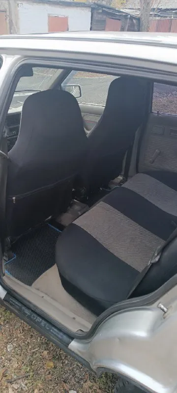 Предлагаю авто: opel кадетт е 1990 г. в. владею авто с 2017г. и являюсь 2м хозяином за все время с момента ввоза в1997г. гаражное хранение, бережное отношение, салон в идеальном состоянии, по железу все хорошо, просторный багажник. по машине делать ничего не нужно – все уже сделано до вас:- двс 1.6 (масло не ест, течей нет), примерно 3т. км назад заменил масло, фильтр, прокладку поддона и крышки клапанов. также новые б/провода и свечи. - кпп f13 (5ти ступка) примерно 7т. км назад была ревизия: замена вала 4-5 скоростей, сальников, выжимного подшипника, масла. - система впрыска топлива примерно 10т. км назад поставил новый карбюратор солекс. - тормозная система примерно 1т. км назад замена: тормозные колодки, перед блины, перед тормозные трубки, зад цилиндры, главный тормозной цилиндр, тормозная жидкость. - акб примерно 6т. км назад поставил новый. дополнительно:сигнализация «alligator», видеорегистратор и камера заднего вида «eplutus», 2а ряда птф. с авто отдам запасной 📞 звоните: +7(949)4171037 - фотография - 5