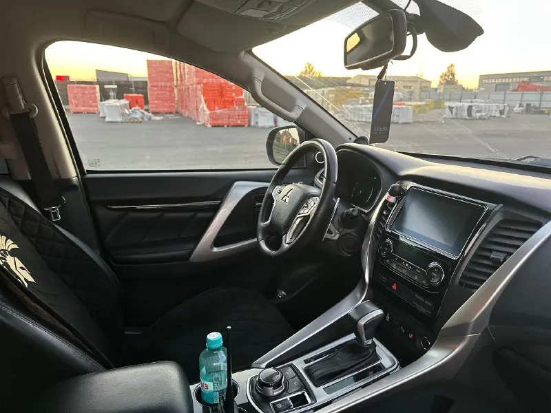 Интересует обмен на трофейный бронеавтомобиль иностранного производства или танк. вместе с машиной отдам новый комплект самого дорогого рэба griphon-10t. тел. :8999-162-69-09(телеграмм) mitsubishi pajero sport 3 год выпуска: 2016 двигатель: 3.0 бензин 209 л. с. коробка передач: пробег: 160000 км машина в максимальной комплектации и полностью подготовлена к бездорожью, а именно: - кузов, арки, полностью покрыты защитным покрытием line-x черного цвета; - антикор днища; - главные пары заменены на 4,8 (было 3,9), все блокировки; - установлен самый дорогой регулируемый лифт-комплект риф; - установлены 35 колеса bf goodrich с расширением арок; - установлен силовой задний бампер риф; - установлены силовые пороги риф; - установлен экспедиционный багажник stc с подсветкой в круг aurora; - установлена лебедка king kong; - установлен увеличенный топливный алюминиевый бак на 100 литров; - установлены дополнительные радиаторы охлаждения двигателя, и гур; - установлен до 📞 звоните: +7(999)1626909 - фотография - 2