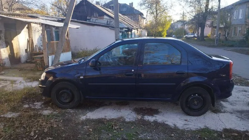 Продам renault logan 2012 года, куплен новым в салоне, один единственный владелец. 1,5 дизель, пробег 335 тыс. км. состояние автомобиля хорошее, без гнили, без рыжиков. цена: 390 тыс. ₽ торг. для дополнительной информации звоните: +79493157774 📞 звоните: +7(949)3157774 - фотография - 7