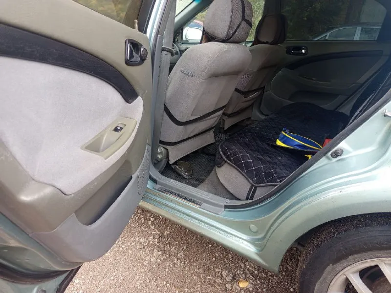 Продам шеврале лачетти хечбек 1,6 2006г. в хорошем состоянии цена 450р возможен обмен на автомат +79495275869 📲 tg: @bambula_88888888 📞 звоните: +7(949)5275869 - фотография - 2