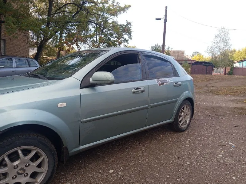 Продам шеврале лачетти хечбек 1,6 2006г. в хорошем состоянии цена 450р возможен обмен на автомат +79495275869 📲 tg: @bambula_88888888 📞 звоните: +7(949)5275869 - фотография - 6