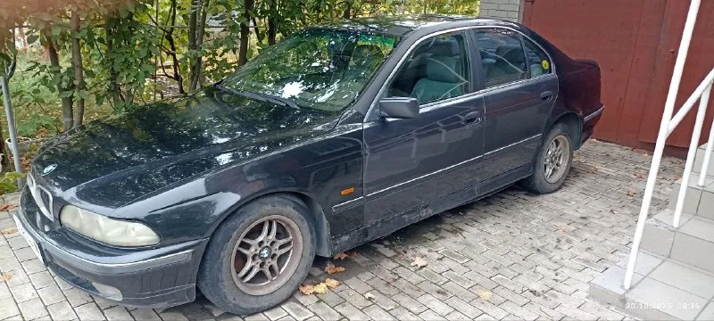 Продам bmw 520 в 39 кузове двигатель 2.0 на механике учёт днр находится в донецке, остальные вопросы по телефону цена 220 000₽ торг при осмотре +79493834959 📲 tg: @sanjokbaly 📞 звоните: +7(949)3834959 - фотография - 2