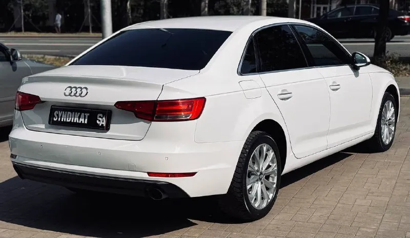 Продам: audi a4 b9 год выпуска: 2015 объем двигателя: 2.0л (190 л. с.) коробка : автомат привод: передний пробег: 150 тыс. км автомобиль в отличном состоянии, на полном ходу. без вложений, от слова вообще. черный салон, черный потолок (алькантара) каждая кнопка в салоне работает. нареканий по машине нет. двигатель, коробка, ходовая, все на отлично. салон не затерт, не поцарапан. собственник. цена 1,900🍋 возможна продажа в кредит. г. донецк тел +79493402371 📲 tg: даниил ворона 📞 звоните: +7(949)3402371 - фотография - 5