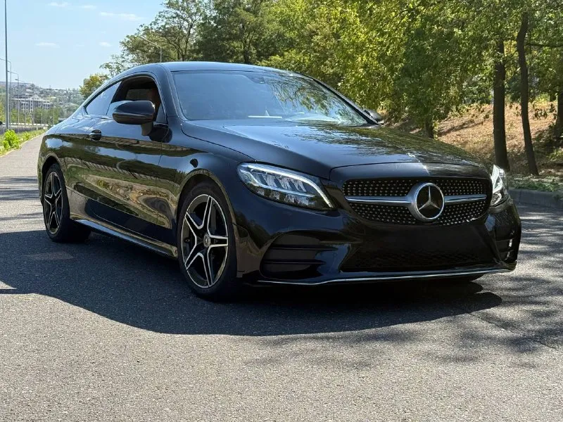 Продам mercedes c200 w205 рестайлинг 1.5 турбо 2021 года выпуска! куплена на оф. дилере в краснодаре... - фотография