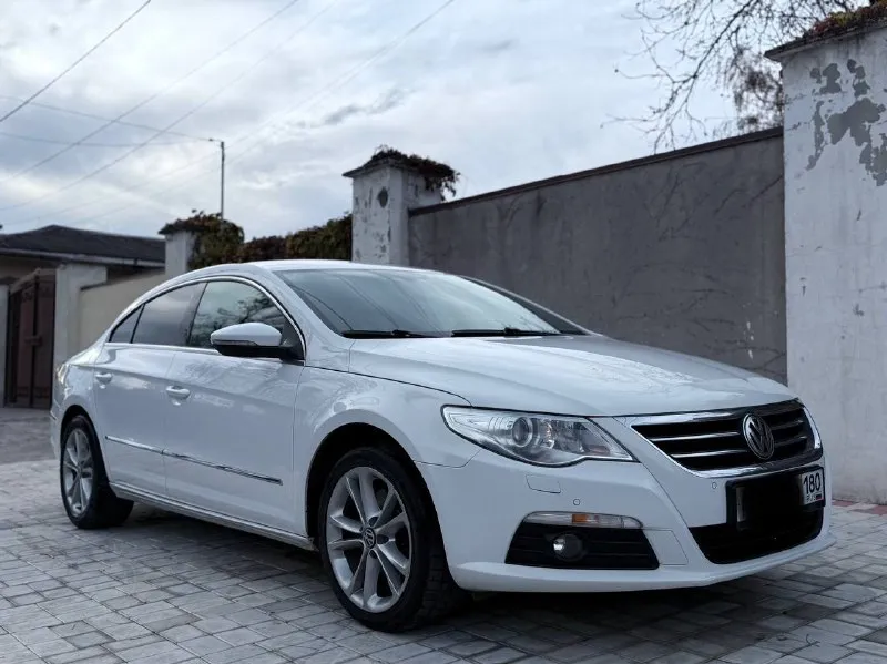 Продам volkswagen passat cc 2012 года выпуска состояния авто идеальное обьем двигателя 1.8 турбо турбина чувствует себя хорошо пробег родной 160.000 коробка передач механическая во владение 2 года 3 владельца по птс хорошая комплектация кнопка стоп старт электро привод сидений качественная заводская музыка салон чистый не прокуренный и без дыр комплект зимней новой резины по документам любое переформление остальные вопросы по телефону +79497005165 +79493952767 обмен с вашей доплатой цена 930.000 торг у капота! - фотография - 4
