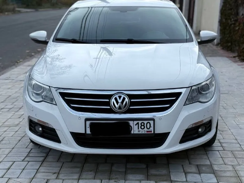 Продам volkswagen passat cc 2012 года выпуска состояния авто идеальное обьем двигателя 1.8 турбо турбина чувствует себя хорошо пробег родной 160.000 коробка передач механическая во владение 2 года 3 владельца по птс хорошая комплектация кнопка стоп старт электро привод сидений качественная заводская музыка салон чистый не прокуренный и без дыр комплект зимней новой резины по документам любое переформление остальные вопросы по телефону +79497005165 +79493952767 обмен с вашей доплатой цена 930.000 торг у капота! - фотография - 5