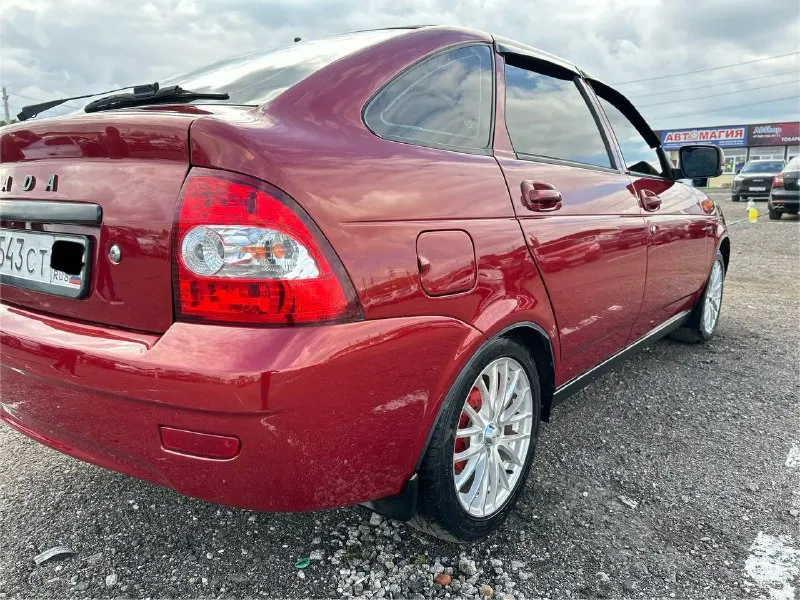 Продам приору ✅ 2009г. в в идеальном состоянии без гнили и ржавчины, без дтп. гур, электростеклоподъемники, музыка, литые диски r15. дно, пороги, низа дверей стаканы, лонжероны, телевизор, все целое. герметики завод. мотор 1.6. 16 клапанный, коробка, отлично двигатель работает как часы! автомобиль обслужен масло не расходует( от слова совсем) ходовая мячик, коробка переключается плавно не хрустит и не вылетает в салоне чисто и опрятно по кузову сколов, царапин нет, выглядит шикарно на все 100 по документам полный порядок. при переоформлении могу присутствовать в мрэо цена: 420к торг реальному покупателю остальные интересующие вопросы по телефону номер для связи +7 (949)558-73-52 +7988-585-79-37(вацап, телеграмм) - фотография - 4