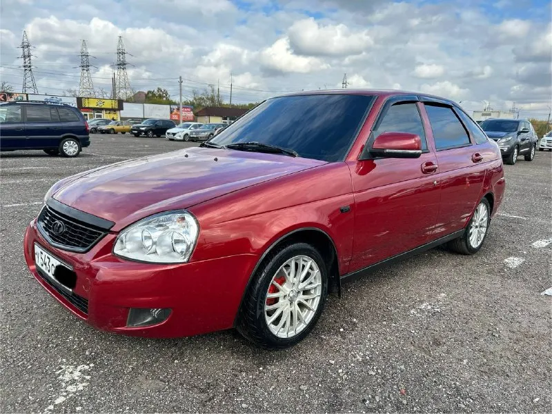 Продам приору ✅ 2009г. в в идеальном состоянии без гнили и ржавчины, без дтп. гур, электростеклоподъемники, музыка, литые диски r15. дно, пороги, низа дверей стаканы, лонжероны, телевизор, все целое. герметики завод. 1.6. 16 клапанный, коробка, отлично двигатель работает как часы! автомобиль обслужен масло не расходует( от слова совсем) ходовая мячик, коробка переключается плавно не хрустит и не вылетает в салоне чисто и опрятно по кузову сколов, царапин нет, выглядит шикарно на все 100 по документам полный порядок. при переоформлении могу присутствовать в мрэо цена: 420к торг реальному покупателю остальные интересующие вопросы по телефону номер для связи +7 (949)558-73-52 +7988-585-79-37(вацап, телеграмм) 📲 tg: рома 📞 звоните: +7(949)5587352 - фотография - 2