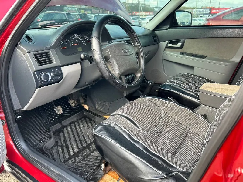 Продам приору ✅ 2009г. в в идеальном состоянии без гнили и ржавчины, без дтп. гур, электростеклоподъемники, музыка, литые диски r15. дно, пороги, низа дверей стаканы, лонжероны, телевизор, все целое. герметики завод. 1.6. 16 клапанный, коробка, отлично двигатель работает как часы! автомобиль обслужен масло не расходует( от слова совсем) ходовая мячик, коробка переключается плавно не хрустит и не вылетает в салоне чисто и опрятно по кузову сколов, царапин нет, выглядит шикарно на все 100 по документам полный порядок. при переоформлении могу присутствовать в мрэо цена: 420к торг реальному покупателю остальные интересующие вопросы по телефону номер для связи +7 (949)558-73-52 +7988-585-79-37(вацап, телеграмм) 📲 tg: рома 📞 звоните: +7(949)5587352 - фотография - 6