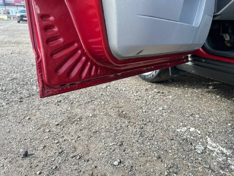 Продам приору ✅ 2009г. в в идеальном состоянии без гнили и ржавчины, без дтп. гур, электростеклоподъемники, музыка, литые диски r15. дно, пороги, низа дверей стаканы, лонжероны, телевизор, все целое. герметики завод. 1.6. 16 клапанный, коробка, отлично двигатель работает как часы! автомобиль обслужен масло не расходует( от слова совсем) ходовая мячик, коробка переключается плавно не хрустит и не вылетает в салоне чисто и опрятно по кузову сколов, царапин нет, выглядит шикарно на все 100 по документам полный порядок. при переоформлении могу присутствовать в мрэо цена: 420к торг реальному покупателю остальные интересующие вопросы по телефону номер для связи +7 (949)558-73-52 +7988-585-79-37(вацап, телеграмм) 📲 tg: рома 📞 звоните: +7(949)5587352 - фотография - 9