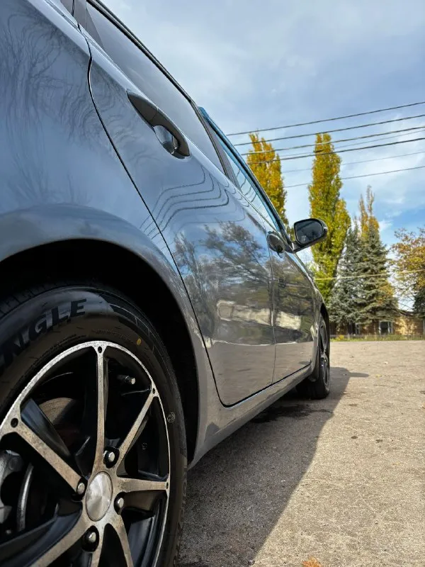 Kia rio 3, 2011 год обьем 1.6, механика, 123 л. с. пробег 135000 км комплектация: гур, abs, подушки безопасности, мультируль, обогрев передних сидений, обогрев зоны дворников, обогрев зеркал и заднего стекла, климат контроль, 4 электростеклоподъемника, центральный замок, сигнализация 2 ключа вложений не требует, все расходники заменены, по машине вопросов нет, владею 2 года, салон ухоженный, на летней новой резине триангл+отдам 2 зимних колеса, все остальное расскажу при встрече 850 000 рублей макеевка, +79494070285 - фотография - 4