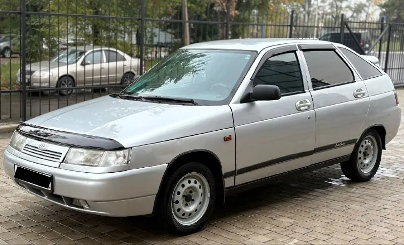 Продам автомобиль ваз 2112 luxe - год выпуска 2008 !двигатель 124(клапана не гнет!)1.6л 16v 89л. с комплектация с гидроусилителем руля, подогревом сидений и передние электростеклоподьемники, обогрев лобового стекла! документы кристально чистые, продажа по дкп или через мрэо ! авто в отличном состояние. двигатель работает идеально, не троит, не дымит !коробка на отлично не грустит, не выбивает. ходовая часть на твёрдую 4 электрика вся в рабочем состояние, работает каждая кнопочка. кузов в отличном состоянии без рыжиков, гнили и коррозии ! салон в отличном состоянии! осмотр г. макеевка цена 260.000р (торг реальному покупателю) номер:+79495129346 номер:+79496208074 - фотография - 3