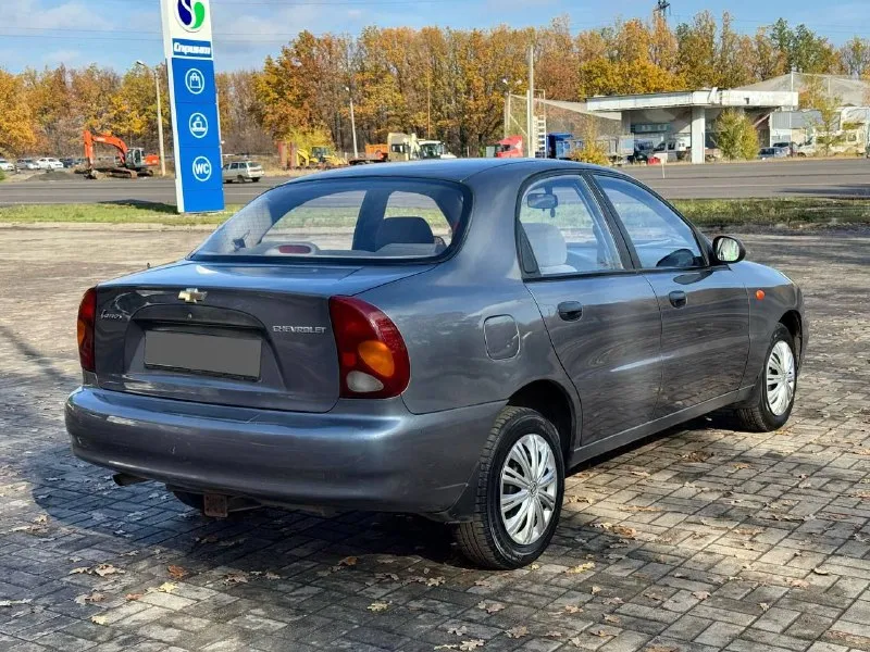Chevrolet lanos (шевроле ланос) 2008 год, 1.5 бензин, механика 167.000 км пробег кондиционер рабочий, сигнализация, электро стеклоподъемники гидроусилитель руля в хорошем состоянии, кузов идеал без и гнили технически в порядке юридически чист. цена: 285.000₽ +7(949)458-98-51 - фотография - 4