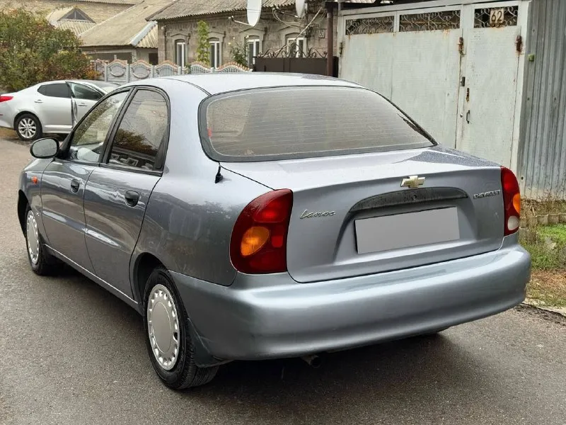 Chevrolet lanos (шевроле ланос) 2006год, 1.5 бензин, механика 225.000 км пробег кондиционер рабочий, сигнализация, электро стеклоподъемники гидроусилитель руля в хорошем состоянии, кузов идеал без и гнили технически в порядке юридически чист. цена: 285.000₽ +7(949)458-98-51 - фотография - 3
