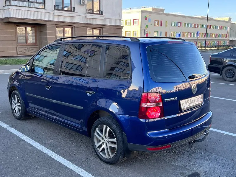 Продам автомобиль,
Volkswagen touran, 1.4 turbo.
Коробка автомат,
Год 2007,
Пробег 208 тыс. ,км.
7 Посадочных мест.
Максимальная комплектация.
Авто в отличном состоянии, вложений не требует вообще, мотор в идеальном состоянии, коробка работает идеально, автомобиль полностью обслужен, по ходовой части без нареканий, по электронике всё работает, очень комфортный и удобный автомобиль для семьи.
Всем удачных продаж и покупок.
Цена 770 000 руб. Торг.
Рассмотрю обмен.
+79497527174
+79494969176 - фотография - 4