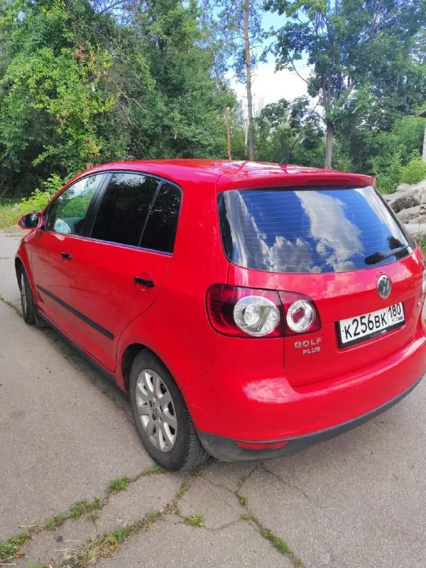 Продам volkswagen golf plus 2006 года 1,6 fsi, пробег 232 тыс. механическая коробка передач. машина в отличном техническом состоянии, все жидкости поменяны, новый аккумулятор, заправлен кондиционер. салон чистый опрятный практически без износа. машина пригнана с германии в 21 году. второй комплект шин. юридически чистая, переоформление без проблем - я хозяйка. осмотр донецк цена 600 000 р. тел. +79493481292 - фотография - 10