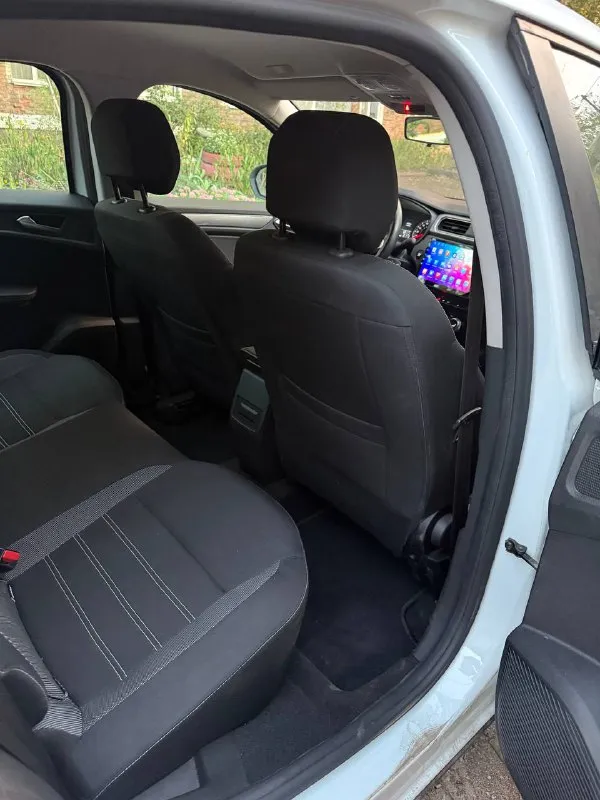 Продам кроссовер 👍 renault arkana 2021г аркана 1.6 бензин, коробка автомат пробег 123т. км. (реальный)‼ учёт рф 🇷🇺 1 хозяин ‼ авто в отличном состоянии, без вложений. заводская лэд оптика(ближний и дальний). новые зимние шины без пробега состояние нового автомобиля 👍 хорошая комплектация ✅акпп ✅бесключевой доступ ✅камера заднего вида ✅кнопка старт-стоп ✅климат-контроль ✅esp ✅asr, abs ✅система помощи при старте в гору (hsa) ✅система помощи при торможении (bas, ebd) ✅обогрев руля ✅air bag ✅led дхо ✅регулировка руля. ✅регулировка сидений по высоте ✅кожаный мультируль с подогревом ✅оригинальные диски r17 цена - 1370000 руб торг ☎+7(949)3568852 +79499717090 авто находится в макеевке - фотография - 10