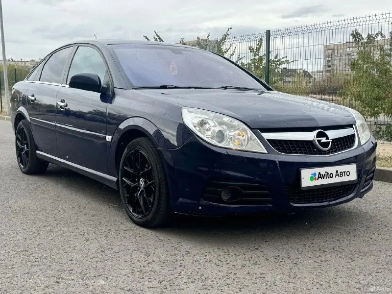 Opel vectra c 2006. пробег 194200. продам личный автомобиль. двигатель 1.8(140 л. с) работает отлично, не дымит, не троит, замена комплекта грм 24 т. км. назад. механическая коробка передач в отличном состоянии,9 т. км. назад была замена комплекта сцепления вместе с выжимным подшипником, так же была замена масла в кпп. кузов оцинкованный, весь в родной краске. все стекла заводские включая лобовое. комплектация: двухзонный климат-контроль, круиз-контроль, электро-регулировка зеркал, затемнение зеркал заднего вида, датчик дождя, шесть подушек безопасности, эгур, abs, esp. по документам всё в порядке, штрафов и ограничений нет. зелёная автотека, отправлю по запросу. я собственник. цена: 635 т. руб. тел: +79595159602 звоните, всё покажу и расскажу. торг обязательно. г. брянка 📞 звоните: +7(959)5159602 - фотография - 2