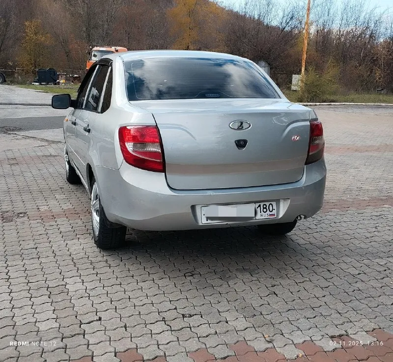 Продам!!! ваз granta. бережная эксплуатации!✅ в отличном состоянии !✅ 2013г. в. зелёная автотека! ✅ я 3-тий хозяин, птс оригинал! ✅ автомобиль абсолютно, без каких-либо вложений! очень красивый внешний вид, без гнили! все силовые элементы кузова, в отличном состоянии! все герметики заводские! салон чистый, опрятный, ухоженный!👍 авто на отличном, бодром ходу!✅ документы в полном порядке, переоформление без проблем! 👌 все интересующие вопросы по +79496062428 📲 телеграм цена:385тыс. торг приветствуется 📞 звоните: +7(949)6062428 - фотография - 3