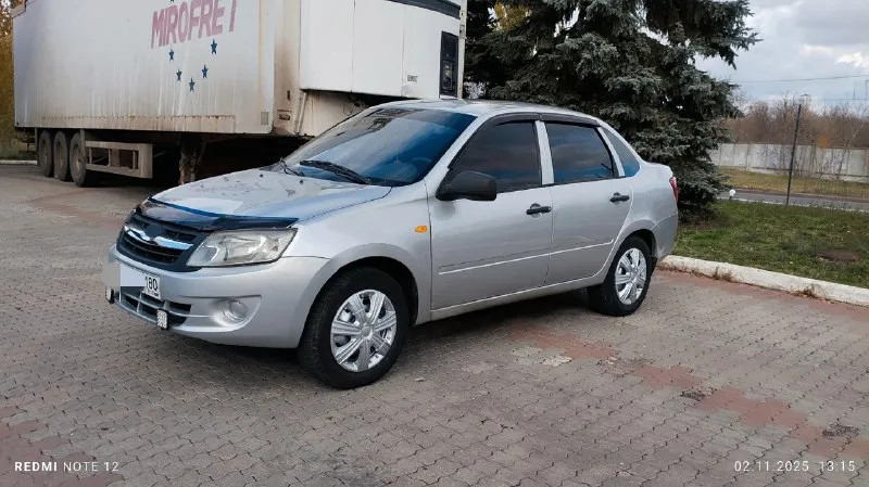 Продам!!! ваз granta. бережная эксплуатации!✅ в отличном состоянии !✅ 2013г. в. зелёная автотека! ✅ я 3-тий хозяин, птс оригинал! ✅ автомобиль абсолютно, без каких-либо вложений! очень красивый внешний вид, без гнили! все силовые элементы кузова, в отличном состоянии! все герметики заводские! салон чистый, опрятный, ухоженный!👍 авто на отличном, бодром ходу!✅ документы в полном порядке, переоформление без проблем! 👌 все интересующие вопросы по +79496062428 📲 телеграм цена:385тыс. торг приветствуется 📞 звоните: +7(949)6062428 - фотография - 5