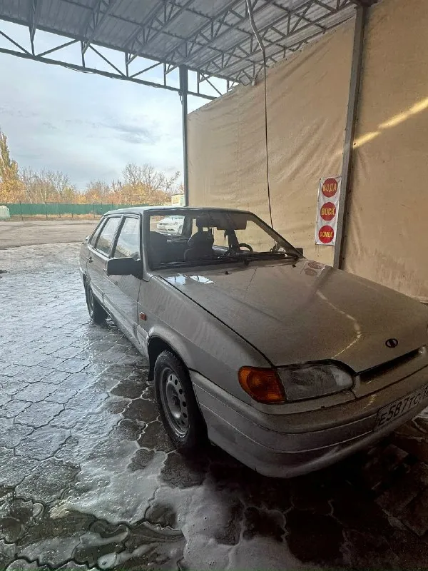 Продам ваз 2115. 2004 г. 250 тыс. пробега родного. заменено: ремень грм, ремень генератора, масло в двигателе и коробке, все фильтры. стоят две новые зимние шины 🛞. по ходовой все отлично! в автомобиле стоит очень громкая музыка! все новое 🆕. две пары arnold audio 16.5 300w. магнитофон aura 78dsp 6-канальный, саб sват 1100w номинал. играет очень хорошо 👌. все провода – чистая медь! на питание и массу – силовые провода! по кузову есть нюанс в виде задней правой арки! а также порог – он новый, но плохо переварен! ремкомплекты на арки (левую и правую) отдам вместе с машиной. дно 7/10, дополнительно замовилено. прогнили штаны, резонатор и глушитель – новые 🆕. по документам все в порядке, полное переоформление. стс, птс, дкп на руках. «я не собственник». в дтп не участвовала, запретов нет. вопросы в лс или по телефону 📲! цена: 160 000 руб. +79494752506 (можно в telegram). 📞 звоните: +7(949)4752506 - фотография - 5