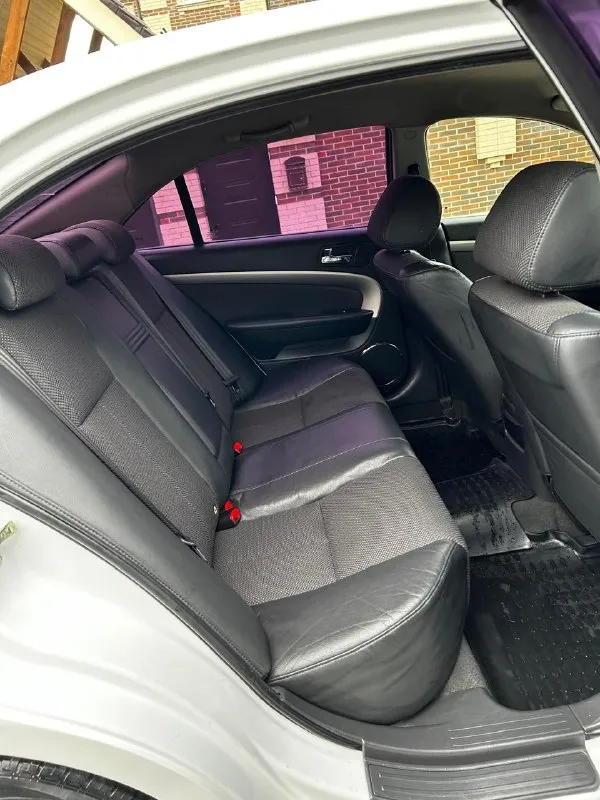 Продам шевралет эпику 2012 г. бензин 2 литра полноценный автомат пробех 187000 машина в идеальном состоянии в родном окрасе без дтп без рыжиков и прочих недостатков двигатель коробка ходовая всё в идеальном состоянии своевременное обслуживание двигатель масла не расходуют от слова совсем коробка не пинает переключает плавно ходовая вся практически новая хорошая комплектация датчик дождя датчик света круиз-контроль подогрев сидений лобового климат все работает каждая кнопка 2 ключа сервисные книжки документы хрустально чистые переоформление в гаи остальная информация по телефону цена 770.000 торг. т. +79494932503 - фотография - 8