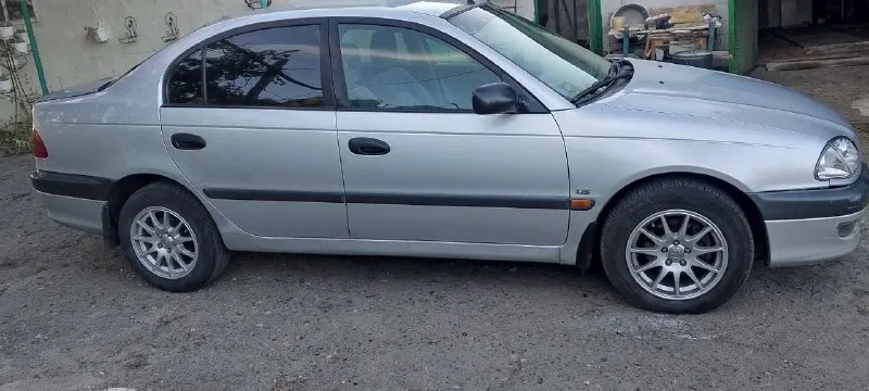 Продам toyota avensis 2000 года двигатель 1.8 (110 л. с.) пробег 325 тыс. км. ‎ ‎- без дтп ‎- по кузову есть небольшие возрастные следы, соответствующие году выпуска ‎- чистый ухоженный салон ‎- полный порядок с документами, собственник ‎- в комплекте 2 ключа ‎- 2 комплекта колес ‎ ‎400 тыс. руб. торг ‎+79497043788 ‎г. донецк ‎ - фотография - 3