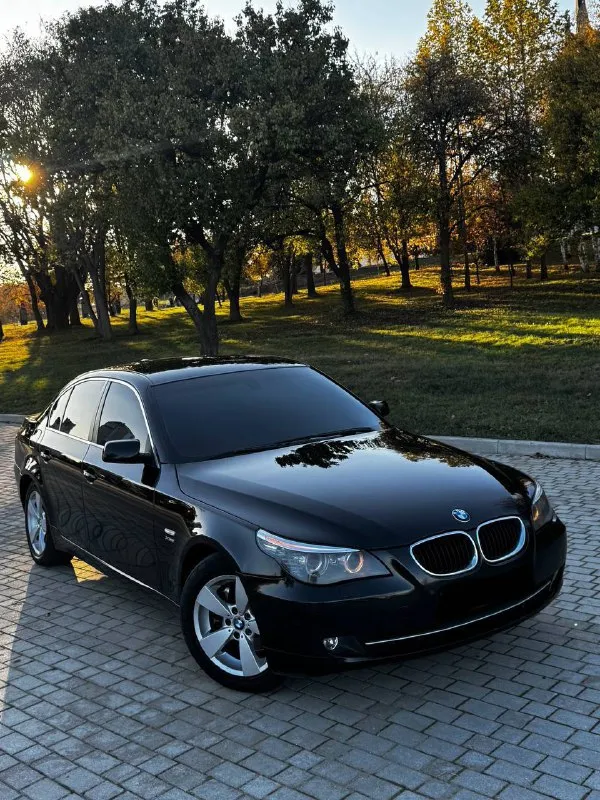 Продам bmw 525i xdrive 2009 года выпуска, рестайлинг! двигатель 3.0 бензин, работает абсолютно без к... - фотография