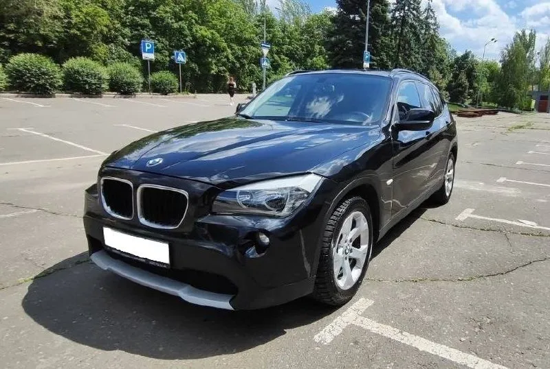 Продам bmw x1 e84 2011 г, bmw х1 е84 2.0 бензин, 6 ступ, задний привод 275 000 км пробег, учет 180 р... - фотография
