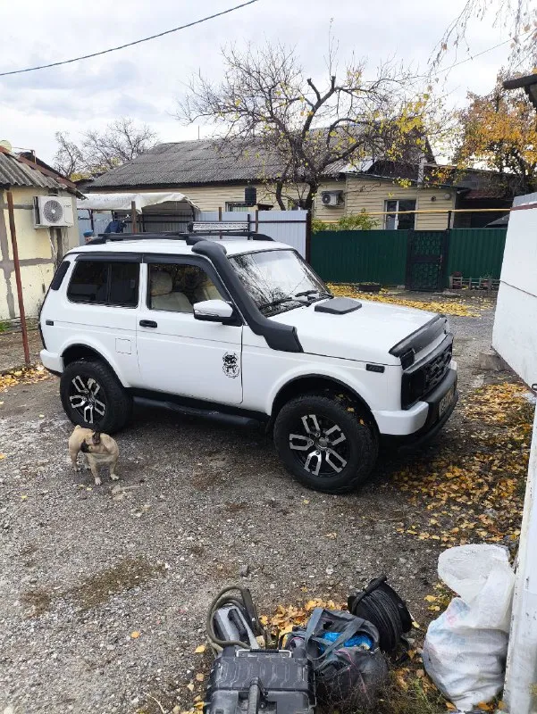 Продам нива ваз 21213 на полном ходу 1999 г выпуск переделана под урбан золовка полностью пересыпана... - фотография