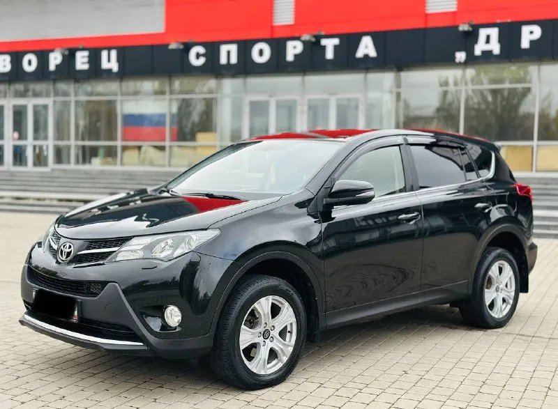 Toyota rav4 официал! 2013г бензин 2.0 автомат максимальная комплектация!!! 123 родного пробега!!! автомобиль не требует вложений! есть все для комфортного вождения!! без ключевой доступ, старт/стоп, салон кожа, электро регулировка сидений, подогрев сидений, парктроник, камера заднего вида, монитор, электро багажник, климат/контроль, круиз/контроль, мульти руль, и многое другое…. . с документами полный порядок!!!! переоформление в мрэо!! цена 1,595❗️цена на два дня!!!!!!!!!!!!! все вопросы по тел +79494681080 - фотография - 3